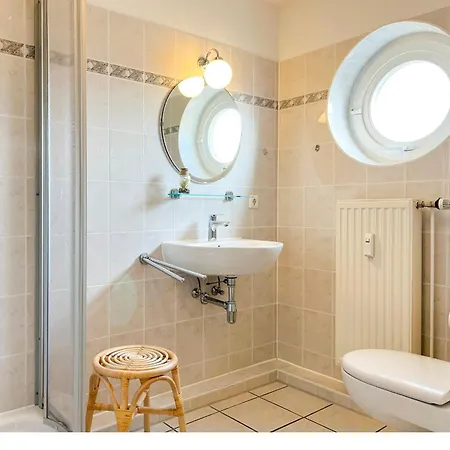 Apartment Likedeeler 42